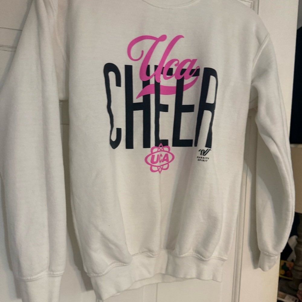 Gildan White Heavy Blend Sweatshirt